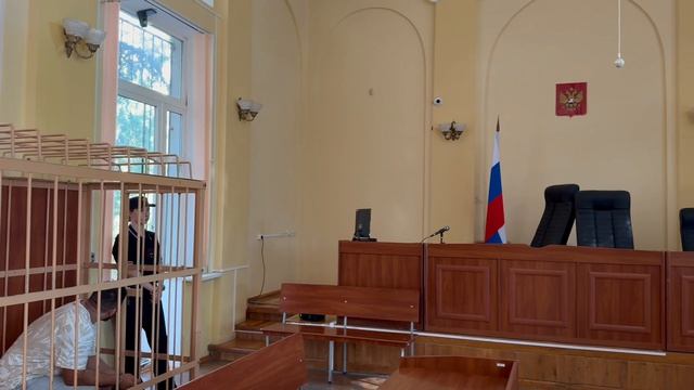В Евпатории полиция расследует аферы совершенные менеджером фирмы по доставке авто из-за рубежа