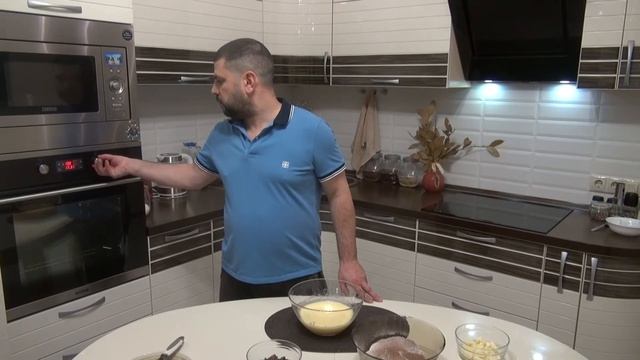 Шоколадные Маффины с кусочками черного и белого шоколада! Очень ВКУСНЫЙ  и простой рецепт.