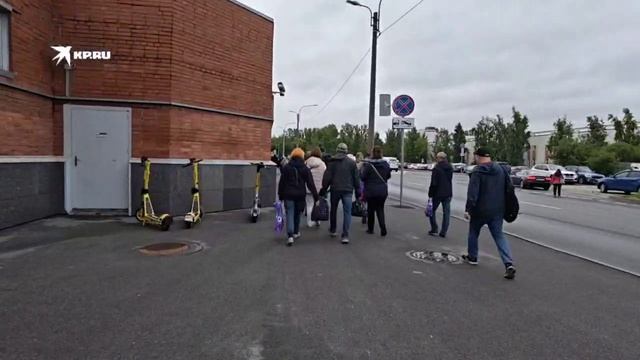 Электрички с Московского вокзала переехали в Рыбацкое
