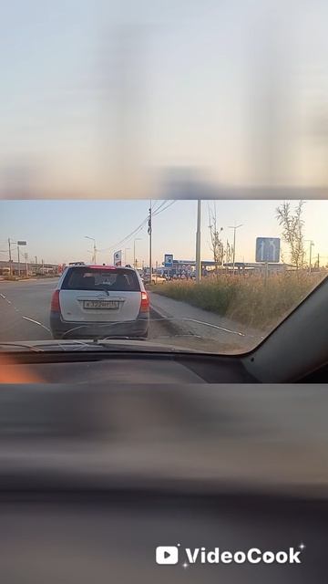 25-08-2026 Якутск. Полчаса на очереди простояли заправил по лимиту 20 литров 95-го бензина.