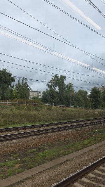 ЕДУ В ЭЛЕКТРИЧКЕ