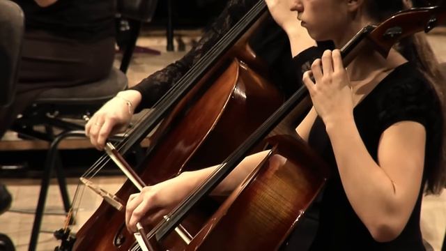 Brahms - Hungarian Dances No. 5 & 6 Conducted By Maciej Tomasiewicz