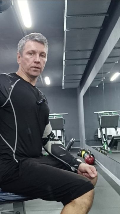 СНИЗЬ ВЕС! ГЛАВНОЕ ПРАВИЛО КАК ПРАВИЛЬНО И БЕЗОПАСНО КАЧАТЬ МЫШЦЫ В ЗАЛЕ #SHORTS