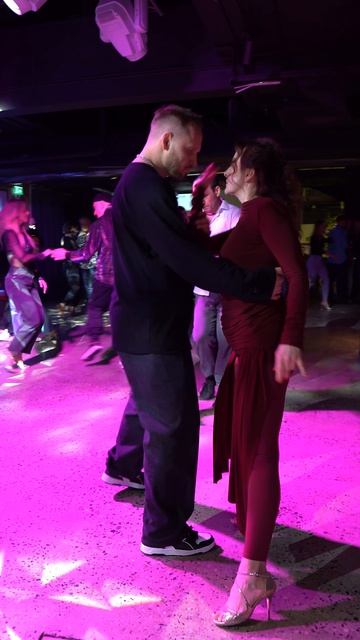 Street Tango. Павел Собирай и Ольга Деккер.