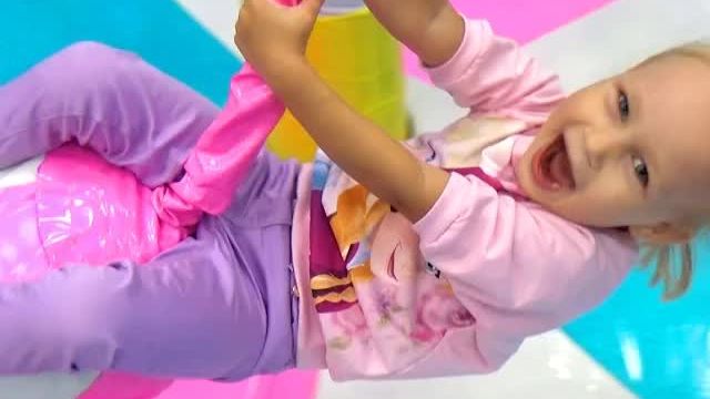 Веселая ДЕТСКАЯ ПЛОЩАДКА развлечение для детей Fun PLAYGROUND Entertainment For Children