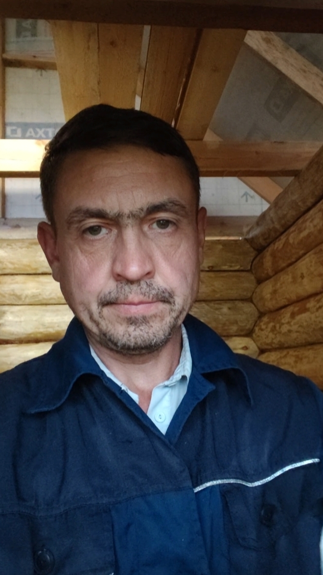 Что помогает на стройке?  Конечно музыка!!!