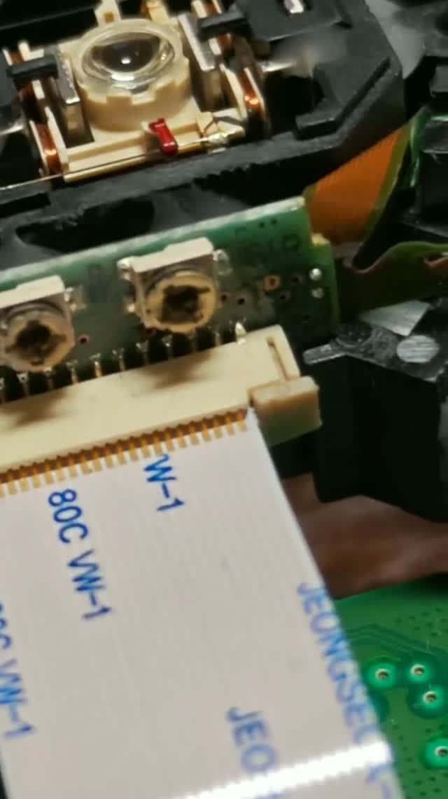 Замена лазера XBox 360 Elite