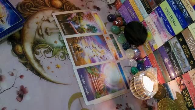 ❕ВЫСШИЕ СИЛЫ ПРОЛИВАЮТ СВЕТ НА ВАШЕ БУДУЩЕЕ💛🔮 таро расклад