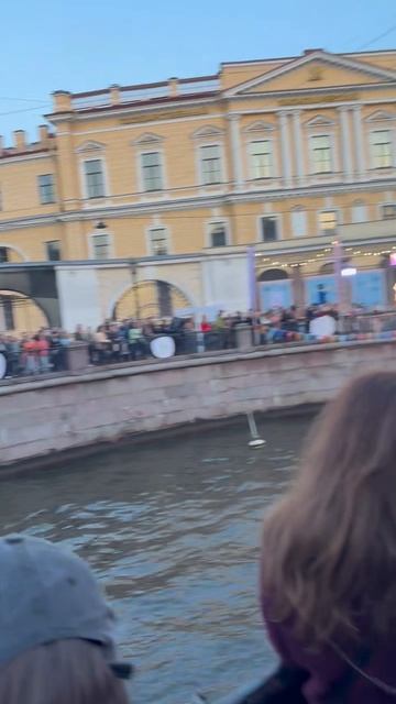 Музыканты на петербургских мостах