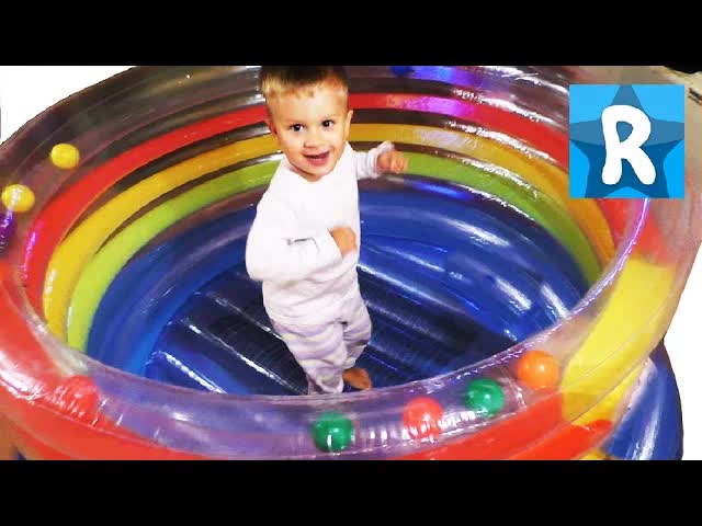 ★ Супер БАТУТ! Распаковка и Прыжки на Даче Super Тrampoline Unpacking And Jump Roma Show Рома Шоу