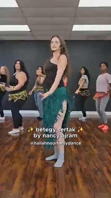 Betegy Sertak By Nancy Ajram Bellydance]