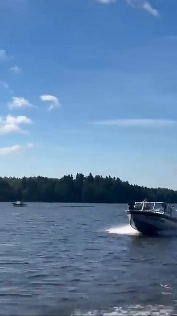 Лодочный парад Союза культурных рыбаков против мусора на берегах и браконьерства!