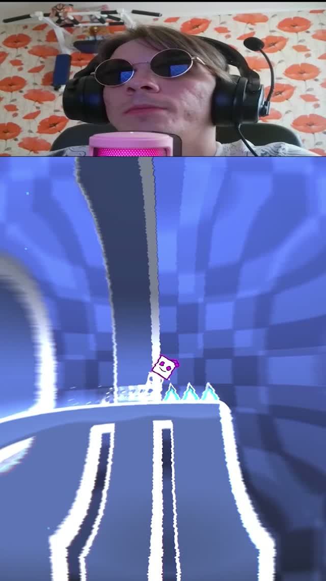  Я ВЕРНУЛСЯ И ИДУ ДАЛЬШЕ  Geometry Dash