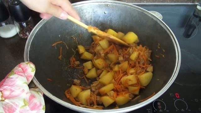 Макароны с Мясом и Картофелем! Сытный обед на скорую руку!