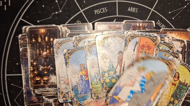 ТАРО РАСКЛАД\ ЧЕМ ЕЩЕ ВЗБОДРИТ АВГУСТ?
