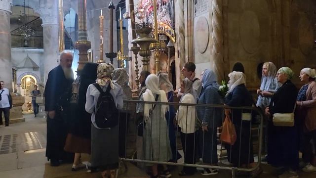 Ваши имена на ночную Святогробскую Литургию в Храме Гроба Господня