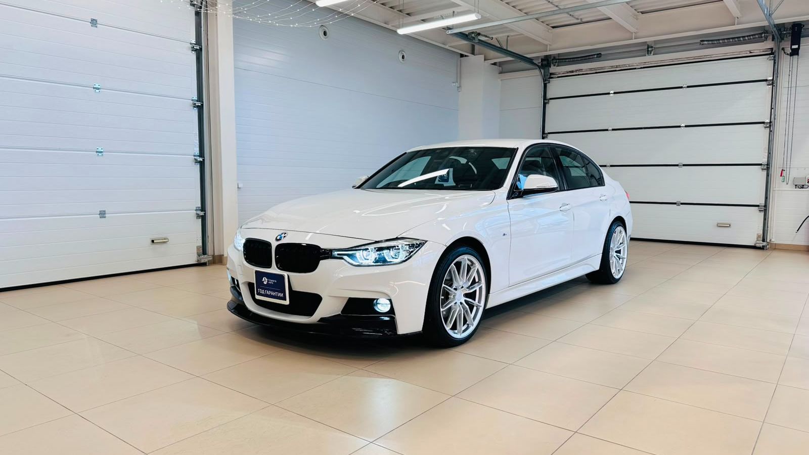 BMW 3-Series, 2016 год