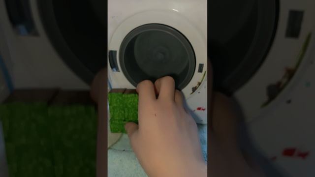 Эксперимент над Gorenje: отжим кубиков из Майнкрафт с открытой дверью на программе Отжим 1500 обмин