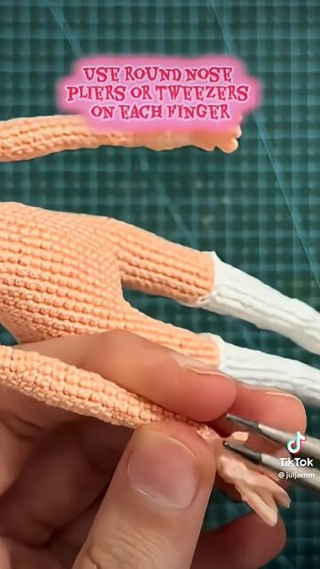 Fingers Stiffening Process. #crochet #amigurumi #doll #toy #tutorial #вязанаякукла #куклакрючком