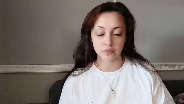 Руся в Америке что-то наворотила в трансляции !  Где родина пипки  ! Как это пережить  !