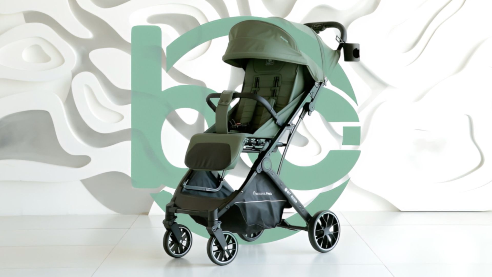 Babycare QBit, компактная прогулочная коляска