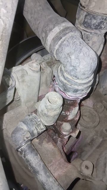 🚛 Утечка антифриза в грузовике — скрытая угроза для двигателя и вашего бизнеса