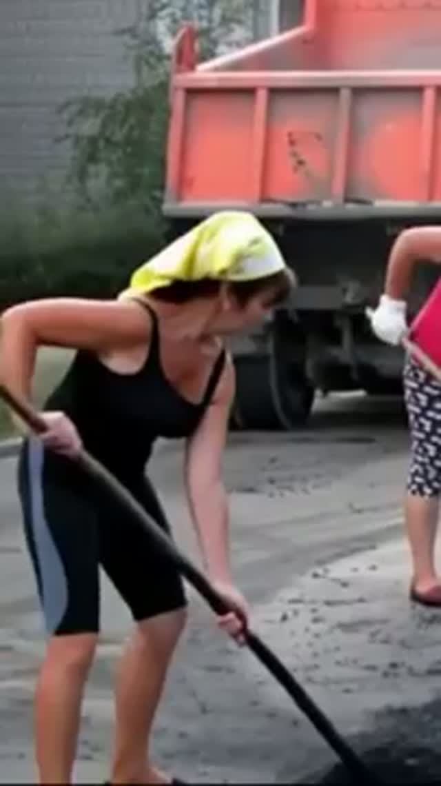 Асфальтоукладчица
