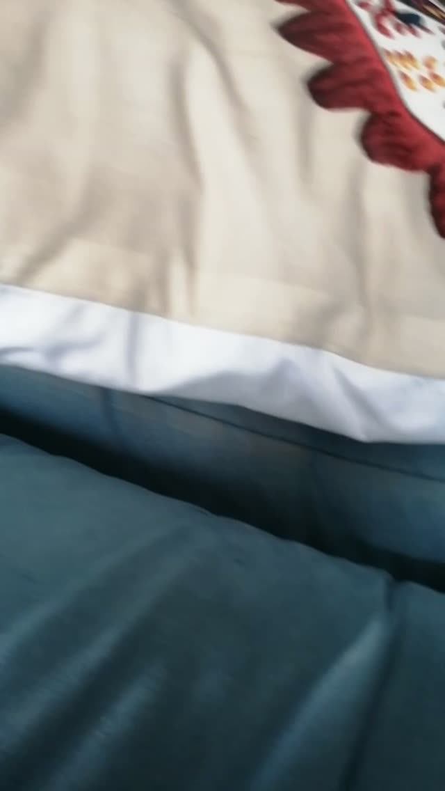 Я показал своё лицо