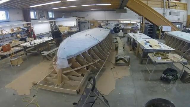 Building A 22' Center Console (Time-lapse) (с канала 