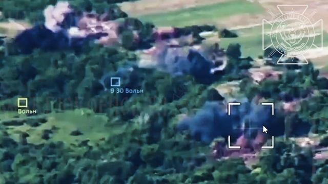 💥Кадры нанесения авиаудара по скоплению техники и личного состава 104 обр ТРО