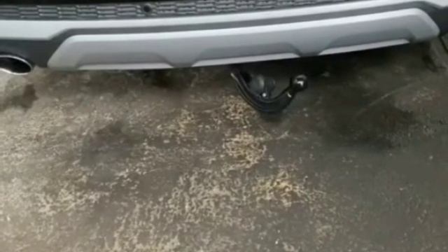 Genuine Audi Q7 4M Restyling Towbar. VAG-UPGRADE.RU