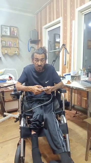 Спасибо за ноутбук, коляску и стройматериалы
