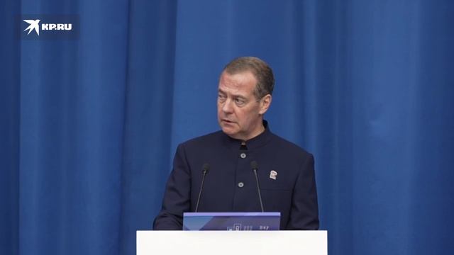 Медведев заявил что Россия сплотилась в условиях СВО