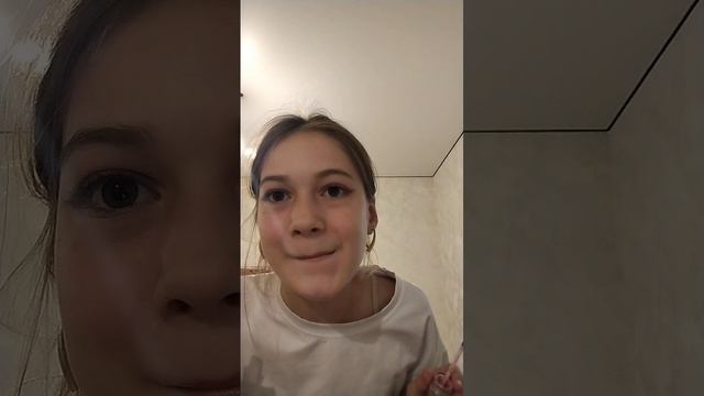 Не судите строго🙏, я начинающая😁, по макияжу💄!!!