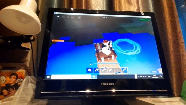 играю в Roblox