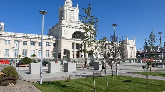 Привокзальную площадь Волгограда открыли для туристов и прохожих