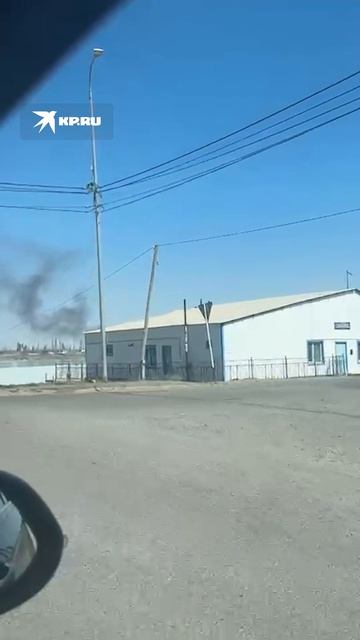 В Атырау горит один из крупнейших в Казахстане НПЗ