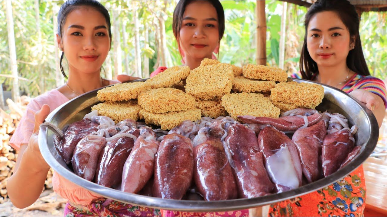 Приготовление жареной лапши с кальмарами рецепт