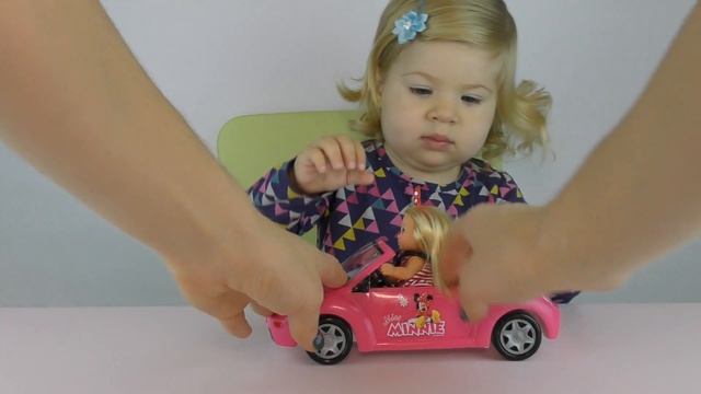 Распаковка Игрушки Набор Минни Маус с Машинкой