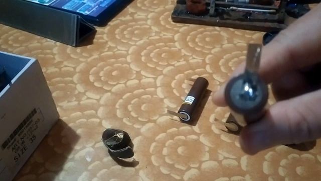 Переделка аккумулятора шуруповерта 12 вольт на литий-ионные.