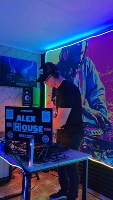 FUTURE HOUSE 19