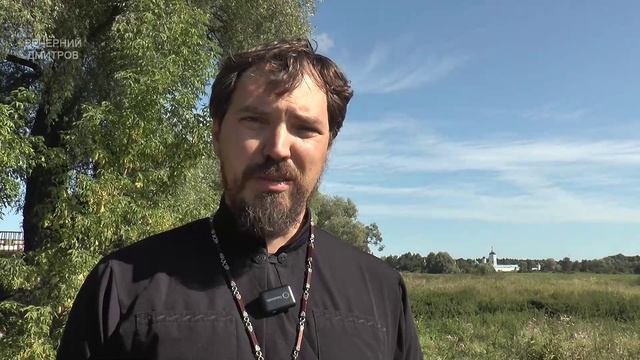 От храма к храму: недалеко от Дмитрова байдарки из Пушкино проплыли по реке Яхрома в День флага