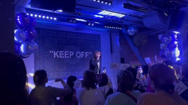 Сергей Серков «Октябрь»