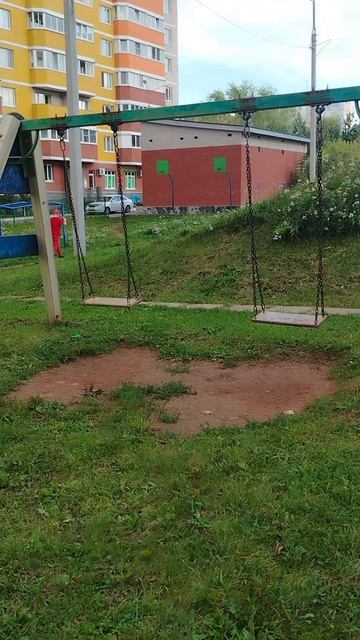 Пов :когда чувствуешь чей то взгляд
