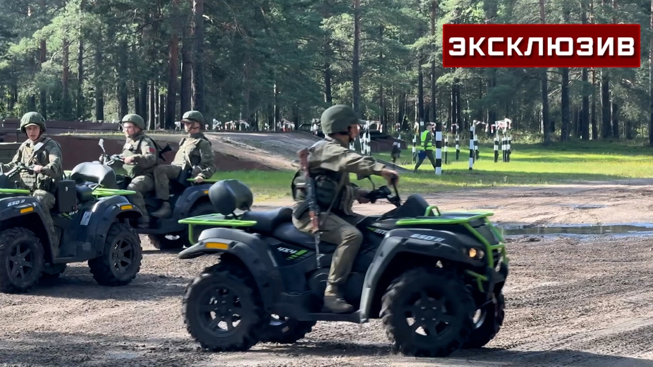 Выпускников военных вузов научили вождению квадроциклов и штурму траншей