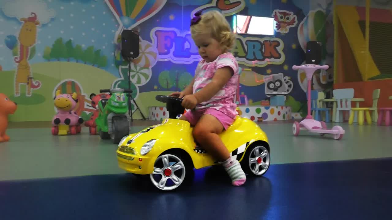 ВЛОГ играем в игровом Флай Парк