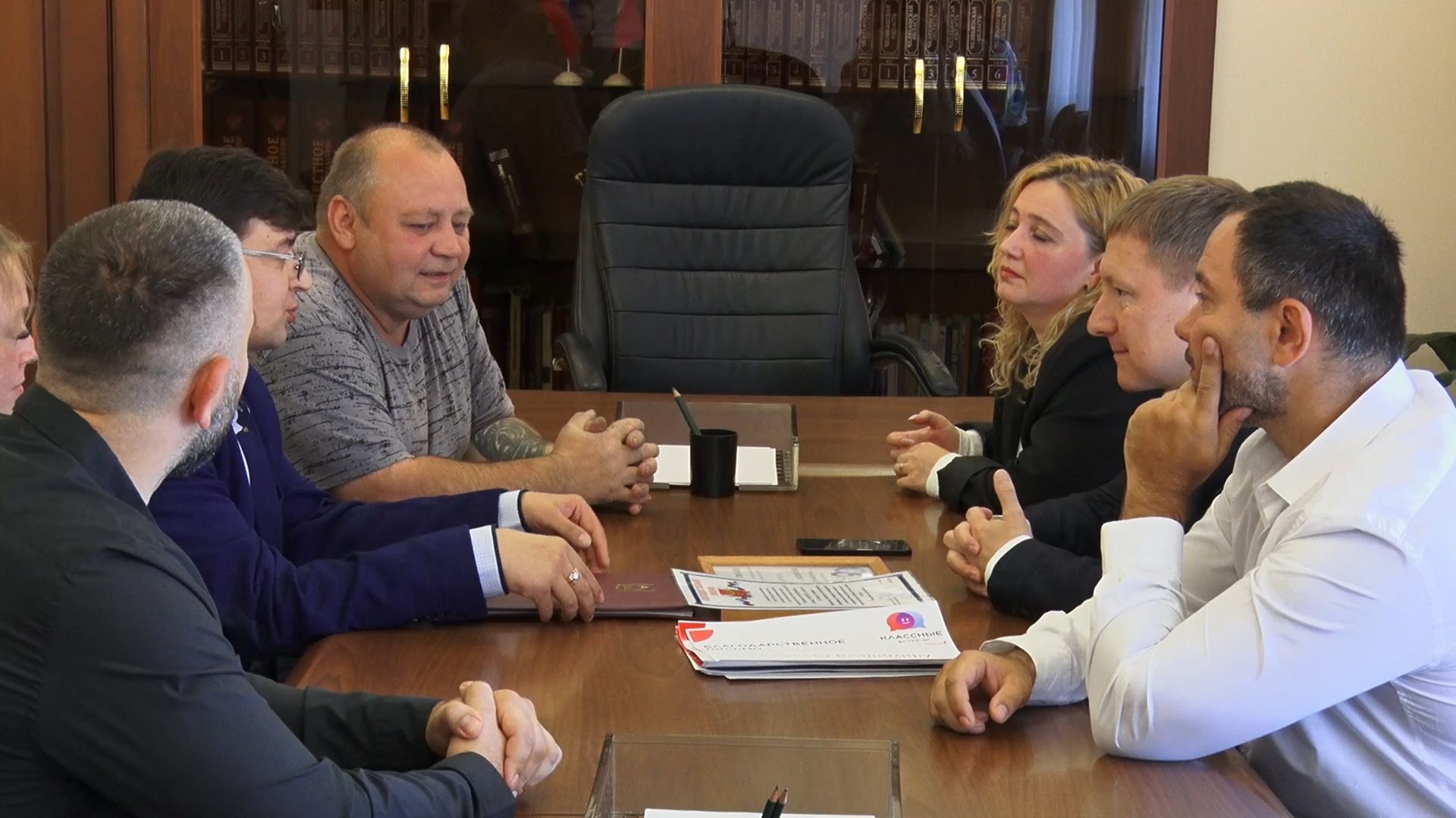 Они готовы горы свернуть ради родного города