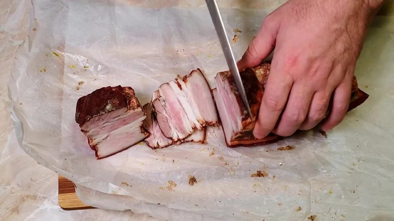 ВКУСНОТИЩА! Соседи думают, у меня коптильня! Готовим ШИКАРНОЕ сало на плите за 30 минут