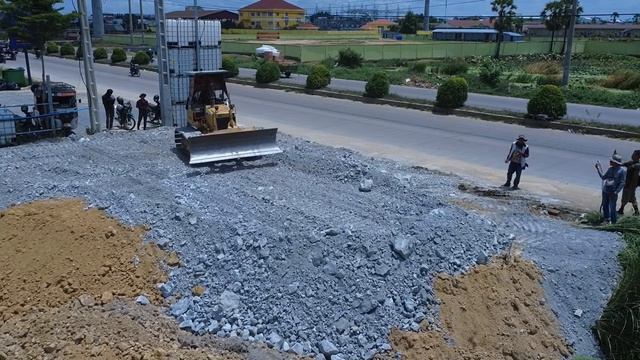 Opening Amazing New PROJECT! Clear The Deep Lotus Pond By Machine KOMATSU D31P Bulldozer &Truck 5ton