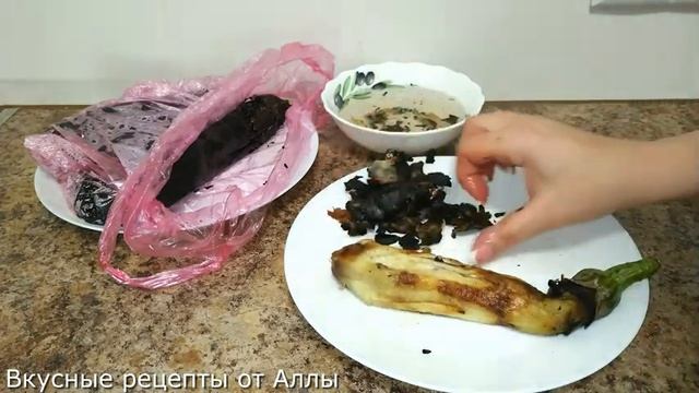 Простой рецепт закуски из баклажанов.